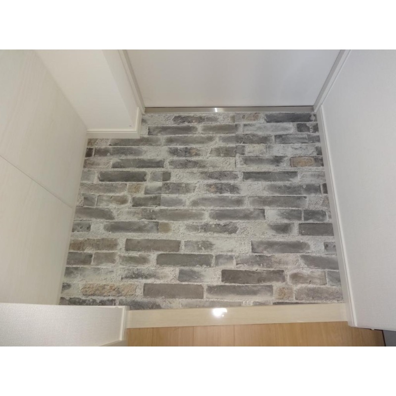 玄関　オシャレな玄関がお出迎え！