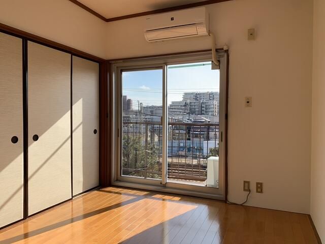 居室・リビング　LINEでのお問い合わせもお待ちしております♪