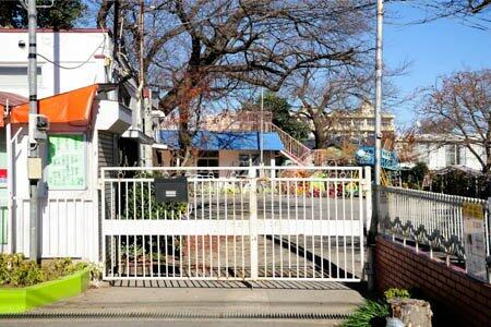 幼稚園・保育園　吉田幼稚園（幼稚園・保育園）まで542m