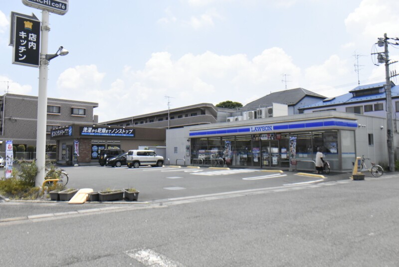 コンビニ　ローソン川口長蔵一丁目店（コンビニ）まで386m