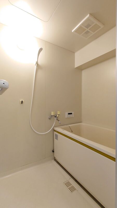 バス・シャワールーム　お風呂です