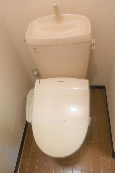 トイレ　トイレ