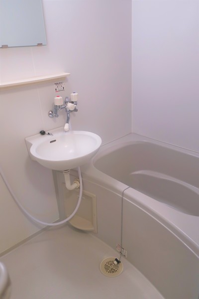 バス・シャワールーム　バス