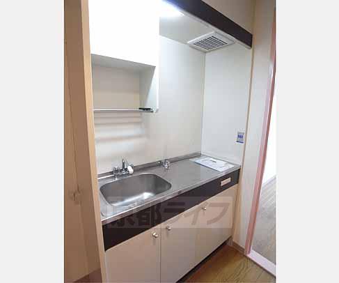 キッチン　ガスコンロ設置可のキッチンです。