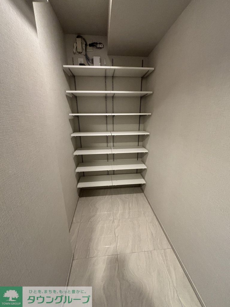 収納　シューズインクローゼット