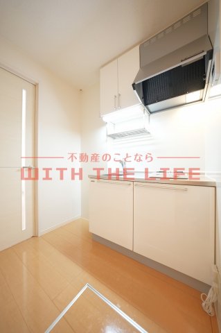 キッチン　コンパクトなキッチンで掃除もラクラク