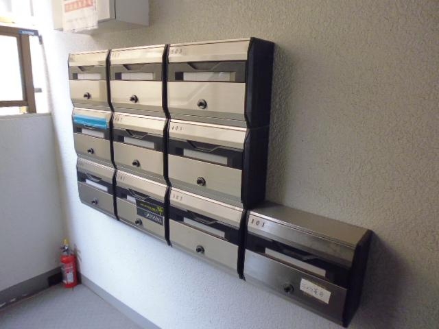 その他共有部分　ポストは集合ポストです。