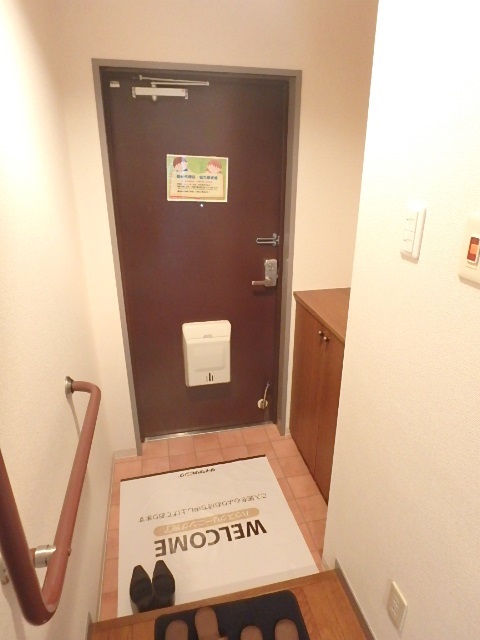 玄関　内装写真別号室参照