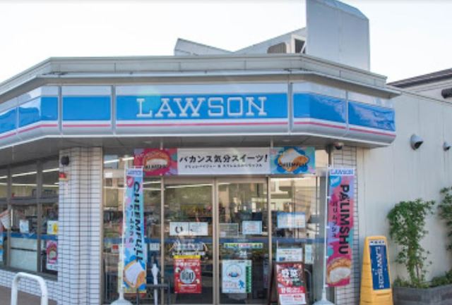 コンビニ　ローソン細田三丁目店（コンビニ）まで664m