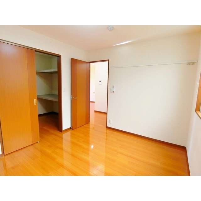 その他部屋・スペース　６．４帖洋室