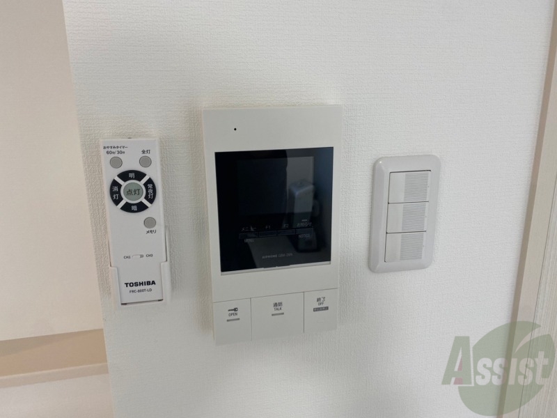 セキュリティ　ＴＶモニター付インターホンです。来客者の顔が見えるので安心！
