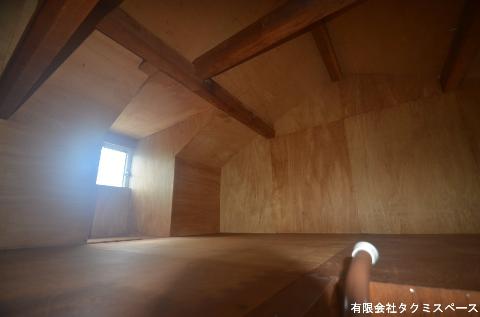 その他　屋根裏収納