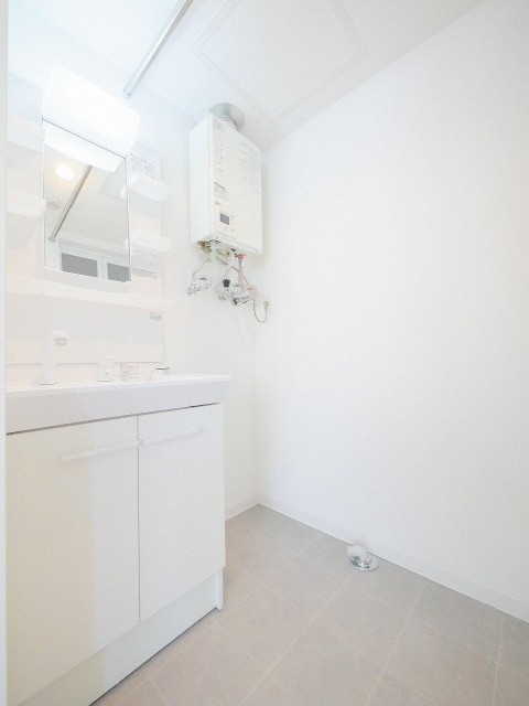 洗面設備　シャンプードレッサーです☆