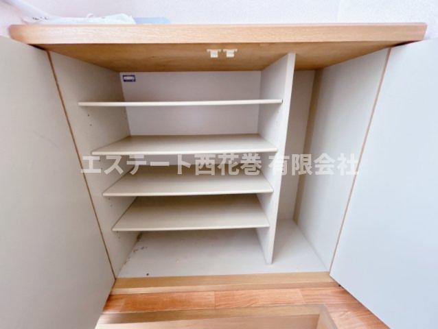 収納　シューズBOX