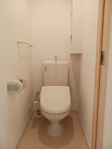 トイレ　清潔感のあるトイレです