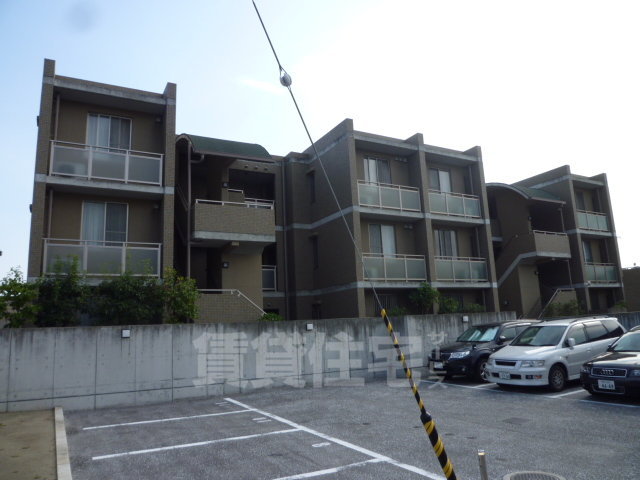 建物外観　オンライン内覧・現地案内も可能です