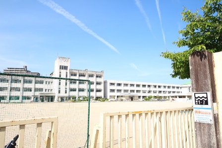 小学校　東広島市立寺西小学校（小学校）まで1234m