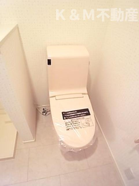 トイレ　落ち着いたトイレです