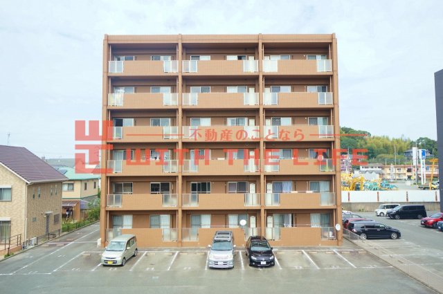 建物外観　外観は落ち着いています