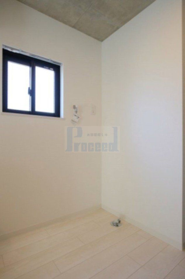 その他設備　室内洗濯機置き場です