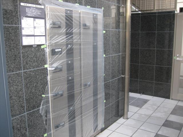 その他　宅配ボックス付きです