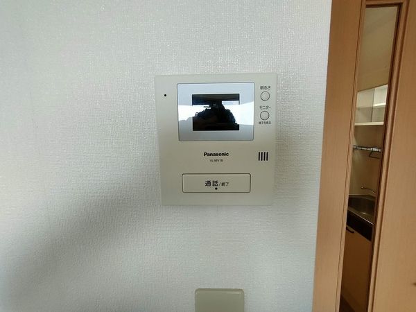 セキュリティ　モニター付きインターホンです