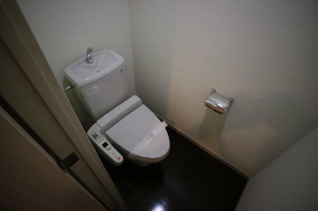 トイレ　※別部屋参考写真