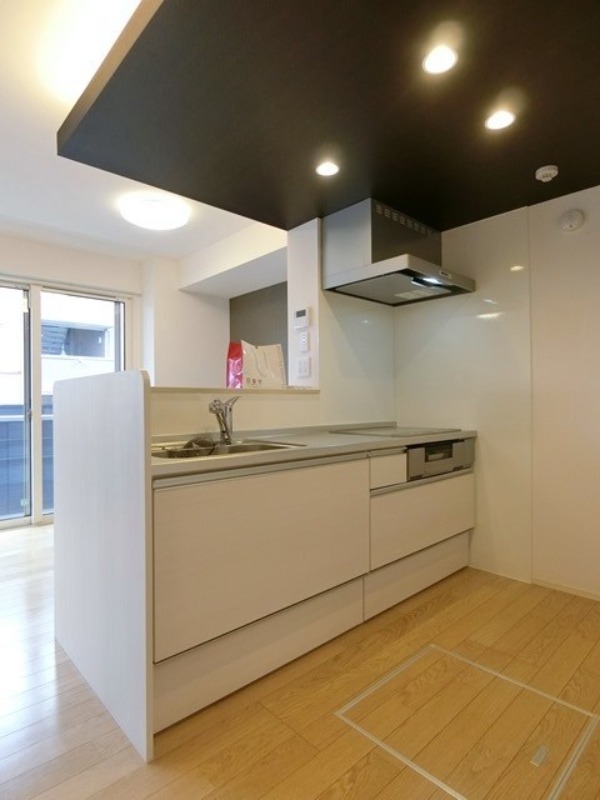 キッチン　図面と現状に相違がある場合には現状を優先