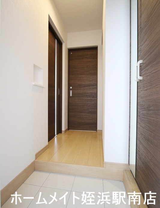 玄関　★玄関回りも広々スッキリ！★参考写真