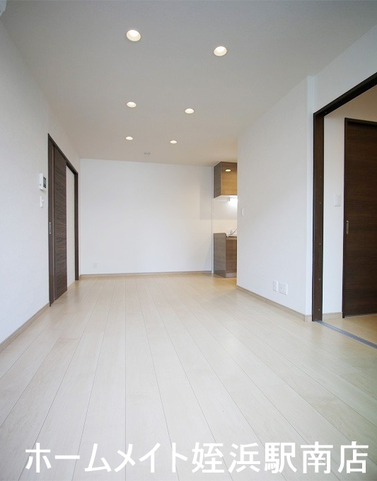 居室・リビング　★今宿駅徒歩８分の立地★参考写真