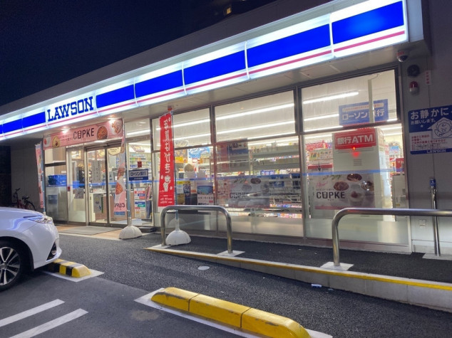 コンビニ　ローソン 片瀬海岸一丁目店（コンビニ）まで417m