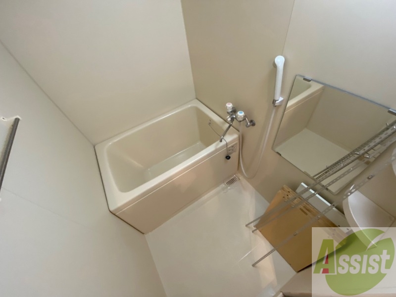 バス・シャワールーム　お風呂です！一日の疲れを癒してくださいね！