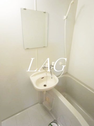 バス・シャワールーム　お風呂です。