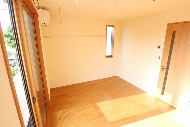 その他部屋・スペース　★2面採光で明るいです★