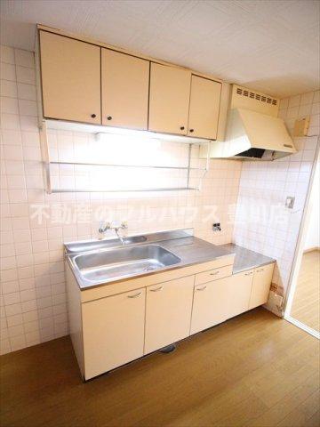 キッチン　写真は別室