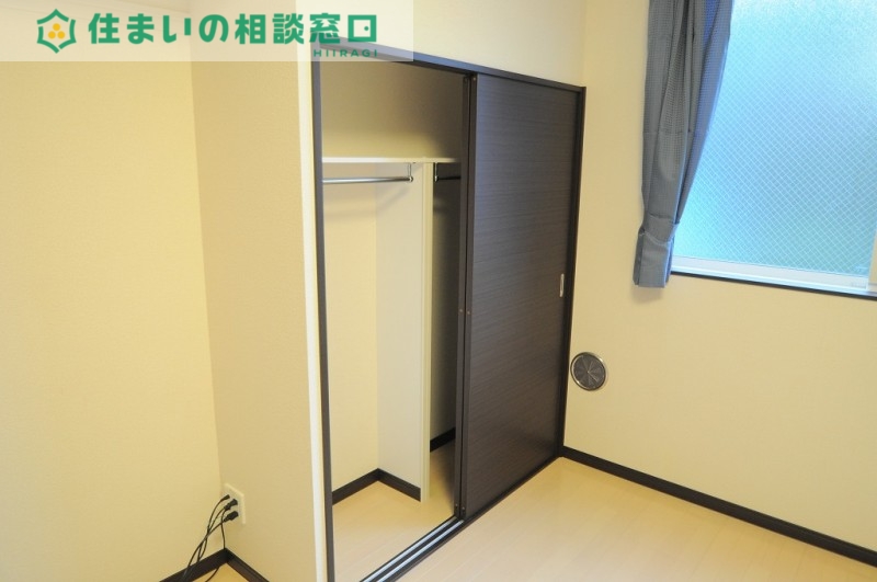 収納　実際のお部屋と異なる場合がございます。