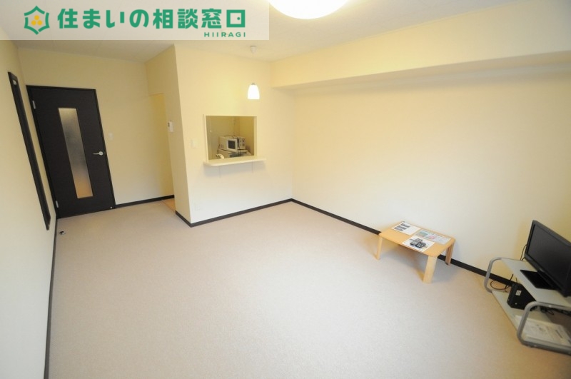 居室・リビング　実際のお部屋と異なる場合がございます。