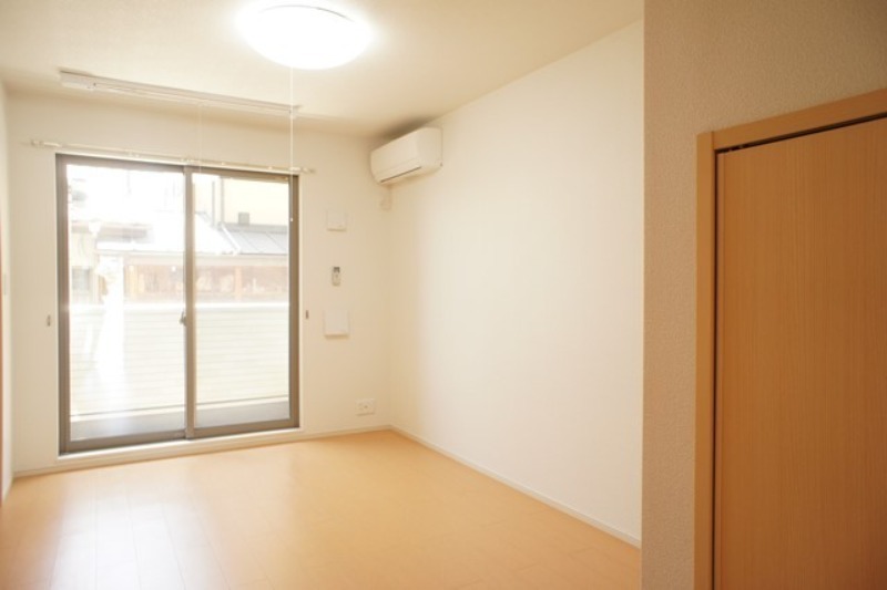 居室・リビング　図面と現状に相違がある場合には現状を優先