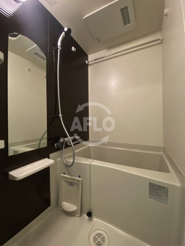 バス・シャワールーム　ワールドアイ梅田WEST　浴室