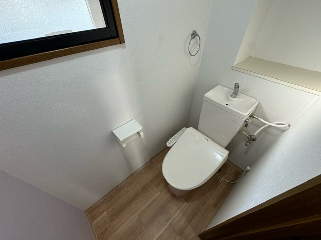 トイレ　ゆったりとした空間のトイレです