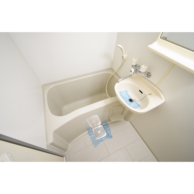 バス・シャワールーム　お風呂です