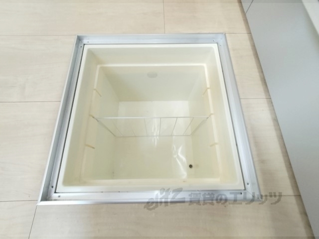 その他　床下収納