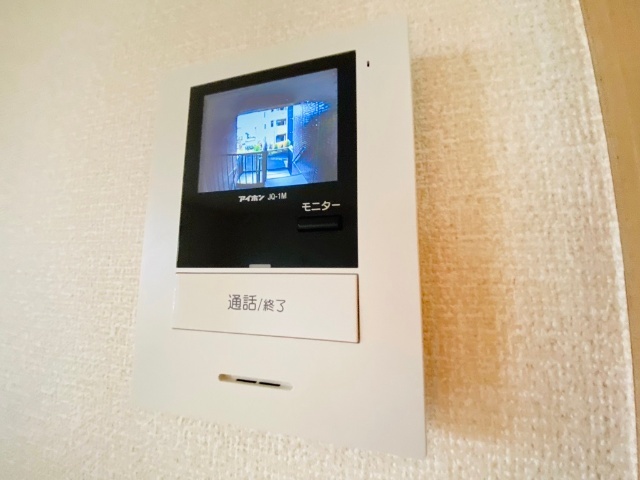 セキュリティ　同一建物内２０１号室内装写真転載