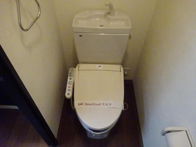 トイレ　シャワー付トイレ