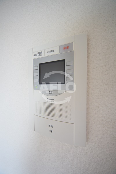 セキュリティ　プレサンス心斎橋ブライト　モニター付きインターホン