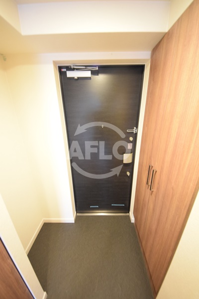 その他　プレサンス心斎橋ブライト　玄関