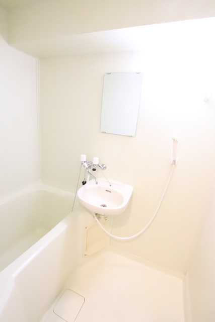 バス・シャワールーム　バスルーム