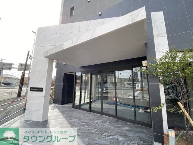 エントランス　エントランス