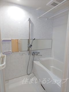 バス・シャワールーム　浴室暖房乾燥機あり