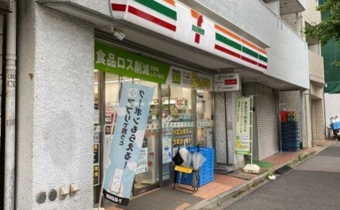 コンビニ　セブンイレブン渋谷東４丁目店（コンビニ）まで30m